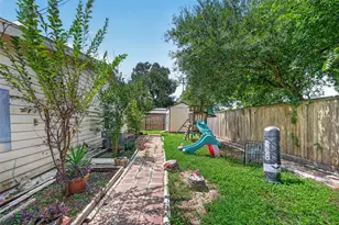 7002 Leader St, Houston, TX 77074 - Photo 48