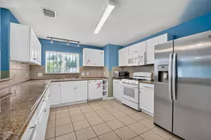 7002 Leader St, Houston, TX 77074 - Photo 16