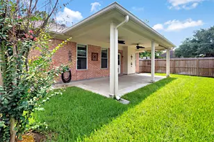 9203 Cabin Creek Dr, Houston, TX 77064 - Photo 14