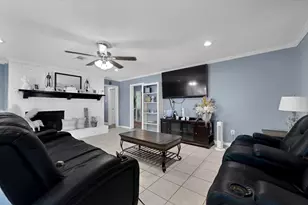 2022 Willow Wisp Dr, Seabrook, TX 77586 - Photo 10