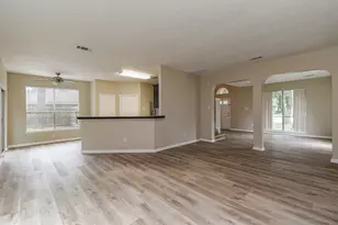 9523 Tallow Tree Dr, Houston, TX 77070 - Photo 6