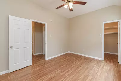 9523 Tallow Tree Drive, Houston, TX 77070 - Photo 12