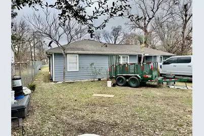 4511 Majestic Street, Houston, TX 77026 - Photo 8