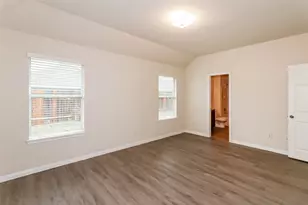 5627 Plantation Forest Dr, Katy, TX 77449 - Photo 6