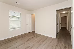 5627 Plantation Forest Dr, Katy, TX 77449 - Photo 8