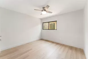 14147 Hillvale Dr, Houston, TX 77077 - Photo 16