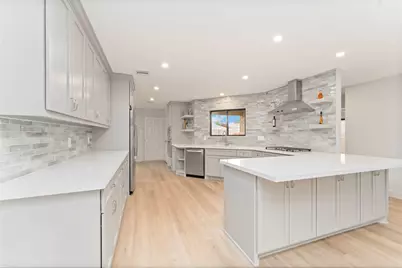 14147 Hillvale Drive, Houston, TX 77077 - Photo 8