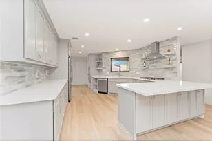 14147 Hillvale Dr, Houston, TX 77077 - Photo 8