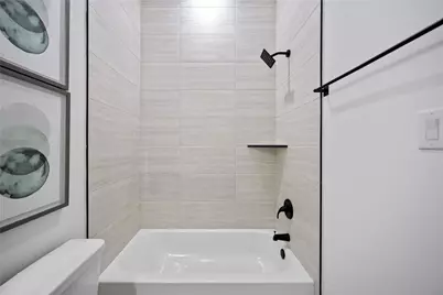 7819 Bowen Street #A-B, Houston, TX 77051 - Photo 16