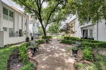 7625 Olympia Drive, Houston, TX 77063 - Photo 38