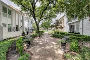 7625 Olympia Dr, Houston, TX 77063 - Photo 38