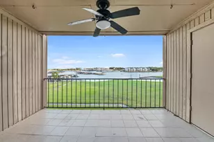 15575 Marina Dr, Conroe, TX 77356 - Photo 22