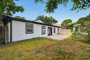 1407 Neptune Ln, Houston, TX 77062 - Photo 34