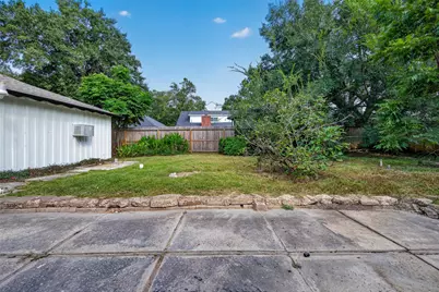 1407 Neptune Lane, Houston, TX 77062 - Photo 32