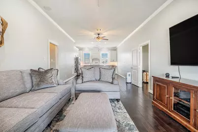 1171 Sailfish Street, Bayou Vista, TX 77563 - Photo 6