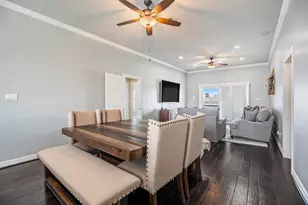 1171 Sailfish St, Bayou Vista, TX 77563 - Photo 10