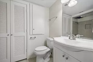 4040 San Felipe St, Houston, TX 77027 - Photo 8