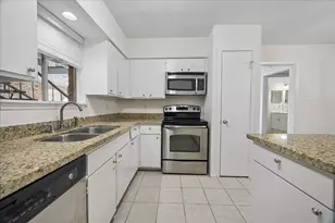 4040 San Felipe St, Houston, TX 77027 - Photo 4