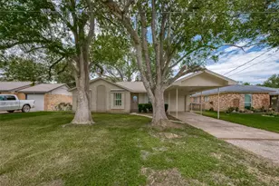 3327 Beasley Ave, Needville, TX 77461 - Photo 4