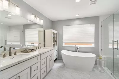 10022 Bordley Drive, Houston, TX 77042 - Photo 20
