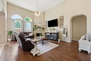 13602 Cotton Ct, Mont Belvieu, TX 77523 - Photo 16