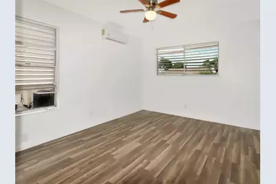 176 Barracuda Street, Bayou Vista, TX 77563 - Photo 8