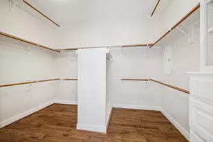 1810 Rippling Water Ct, Sugar Land, TX 77479 - Photo 16