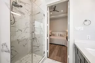 5209 Allen St, Houston, TX 77007 - Photo 16