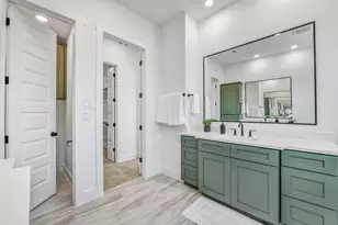 806 Fisher St, Houston, TX 77018 - Photo 18