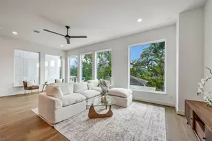 806 Fisher St, Houston, TX 77018 - Photo 8
