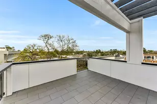 806 Fisher St, Houston, TX 77018 - Photo 2