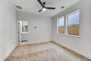 806 Fisher St, Houston, TX 77018 - Photo 28