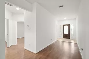 9410 Lakeway View Ln, Humble, TX 77396 - Photo 6