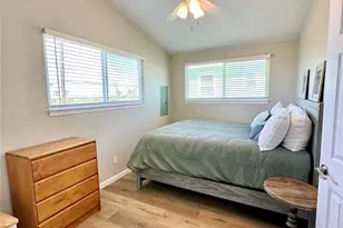 12908 John Reynolds Rd, Galveston, TX 77554 - Photo 32