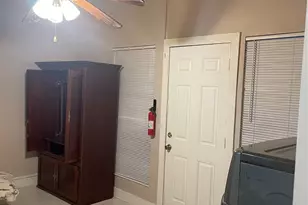 1909 Broadway St, Galveston, TX 77550 - Photo 12