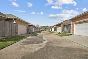 9901 Kemp Forest Dr, Houston, TX 77080 - Photo 26