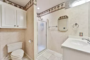 8111 Broadway St, Galveston, TX 77554 - Photo 36