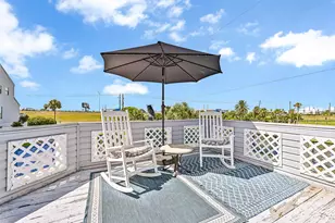 8111 Broadway St, Galveston, TX 77554 - Photo 10