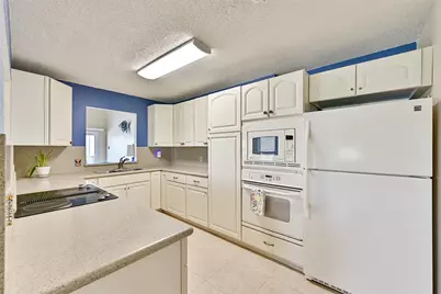 8111 Broadway Street #5, Galveston, TX 77554 - Photo 16