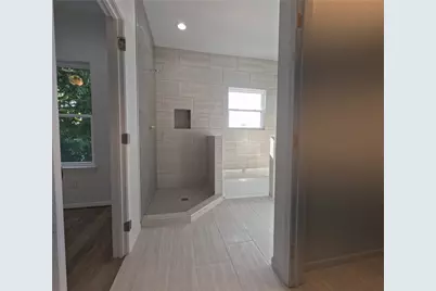 9427 Coffee Street, Houston, TX 77033 - Photo 20