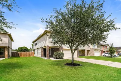 12642 Sai Baba Drive, Houston, TX 77038 - Photo 2