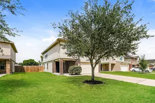 12642 Sai Baba Dr, Houston, TX 77038 - Photo 2