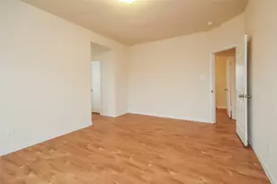 12642 Sai Baba Dr, Houston, TX 77038 - Photo 8