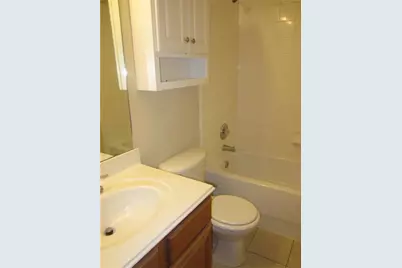 11711 Elizabeth Court, Pinehurst, TX 77362 - Photo 16