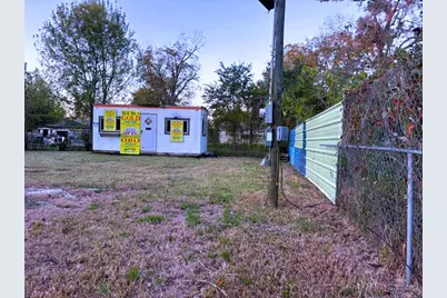 5123 E Crosstimbers Street, Houston, TX 77016 - Photo 6