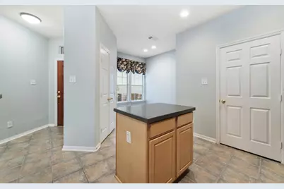 99 E Greenhill Terrace Place, The Woodlands, TX 77382 - Photo 12