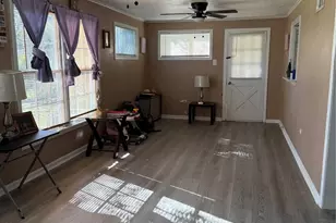 2709 Cedar Dr, La Marque, TX 77568 - Photo 2