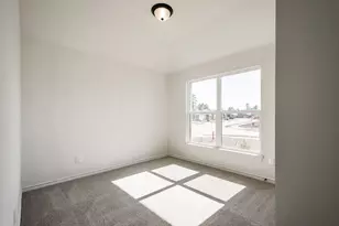 10411 Woodhill Spa Ln, Cleveland, TX 77327 - Photo 18