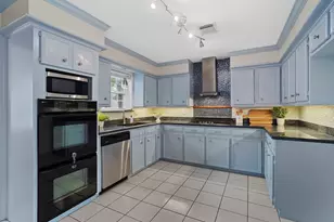 14118 Overbrook Ln, Houston, TX 77077 - Photo 14