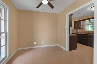 1008 Largo Street, Baytown, TX 77520 - Photo 4
